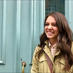 Meet your Posher, Madeline